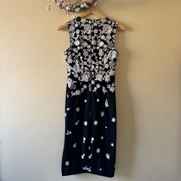 WHITE HOUSE BLACK MARKET Dress Women's Black Lace Sleeveless Size 2 - Picture 2 of 11